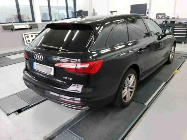 Audi A4 40 TDI Avant S-Tronic