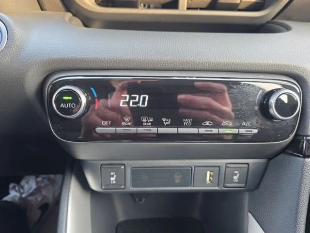 Toyota Yaris Hatchback Hybride Team D