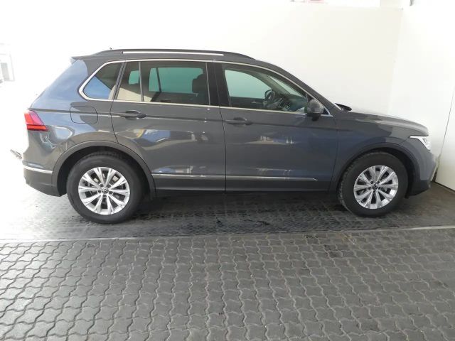 Volkswagen Tiguan DSG Life