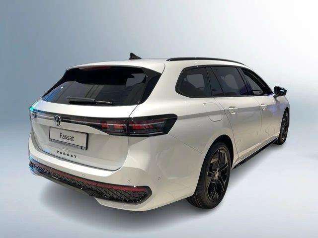 Volkswagen Passat DSG IQ.Drive R-Line Variant