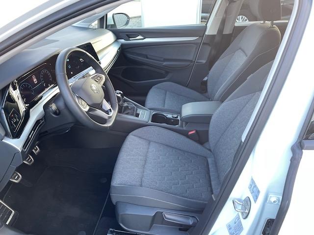 Volkswagen Golf 1.5 TSI Golf VIII Move