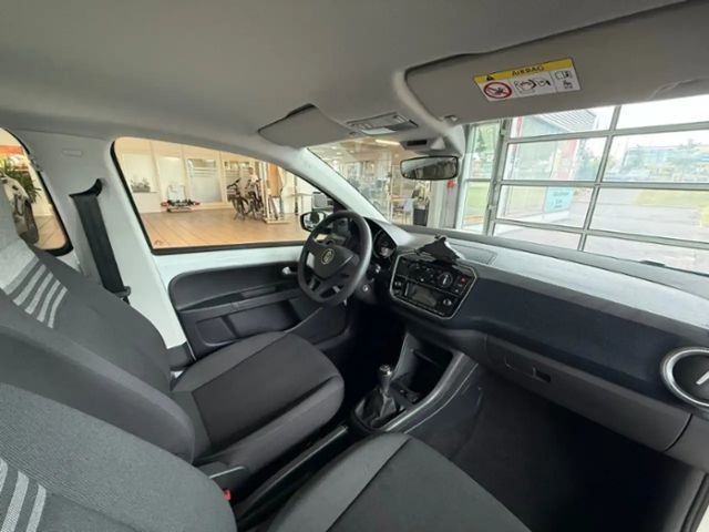 Volkswagen up! Move Move up!