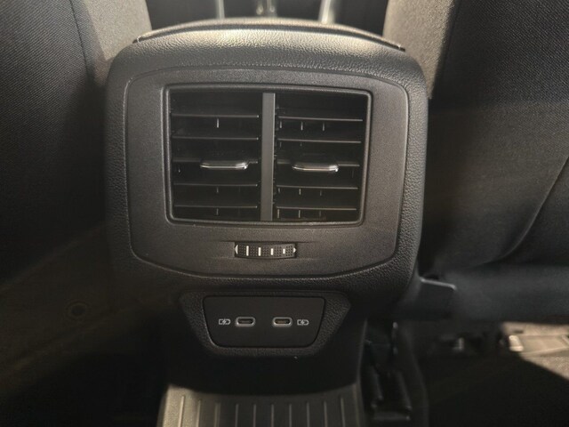 Volkswagen T-Roc T-ROC 1.0    CL   BT081 TSIM6F