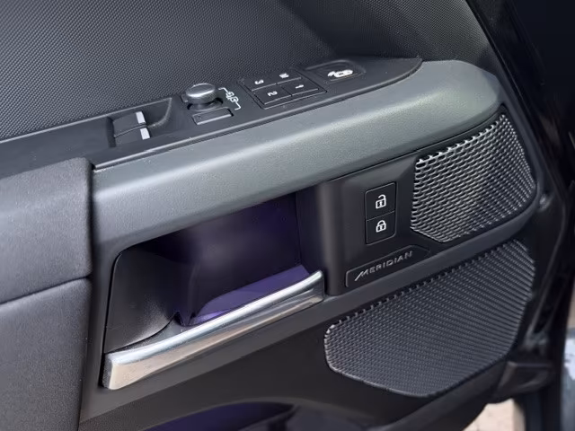 Land Rover Defender 90 Dynamic