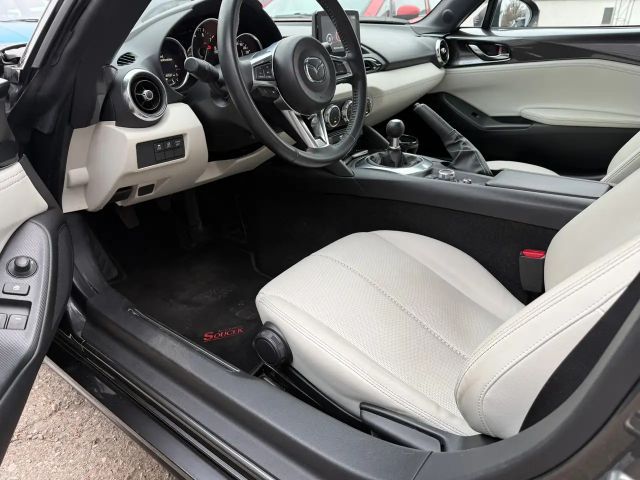 Mazda MX-5 SkyActiv