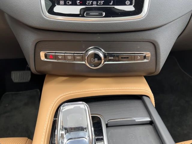 Volvo XC90 AWD Dark T8 Ultimate