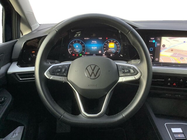 Volkswagen Golf 1.5 TSI DSG Life Variant