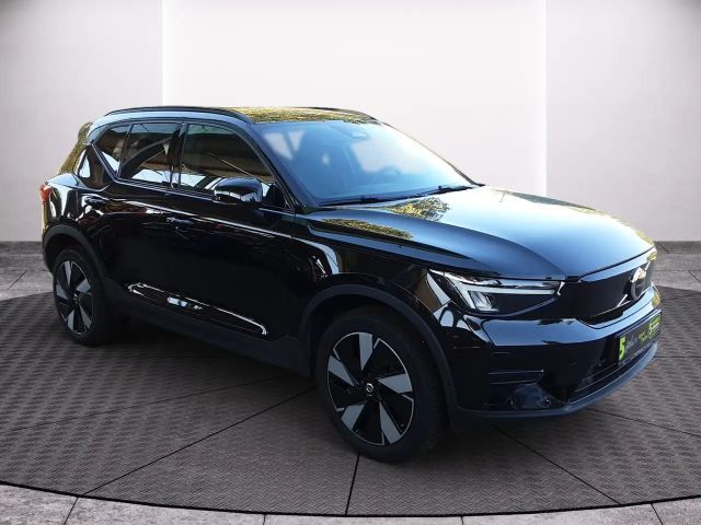 Volvo XC40 Plus Twin Engine