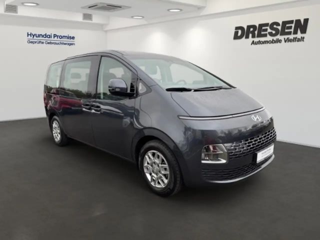 Hyundai Staria Trend