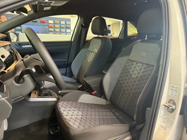 Volkswagen Taigo 1.0 TSI DSG R-Line