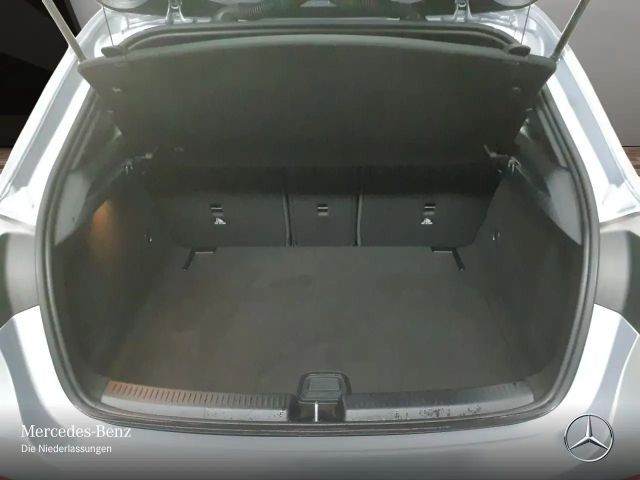 Mercedes-Benz A 180 Progressive