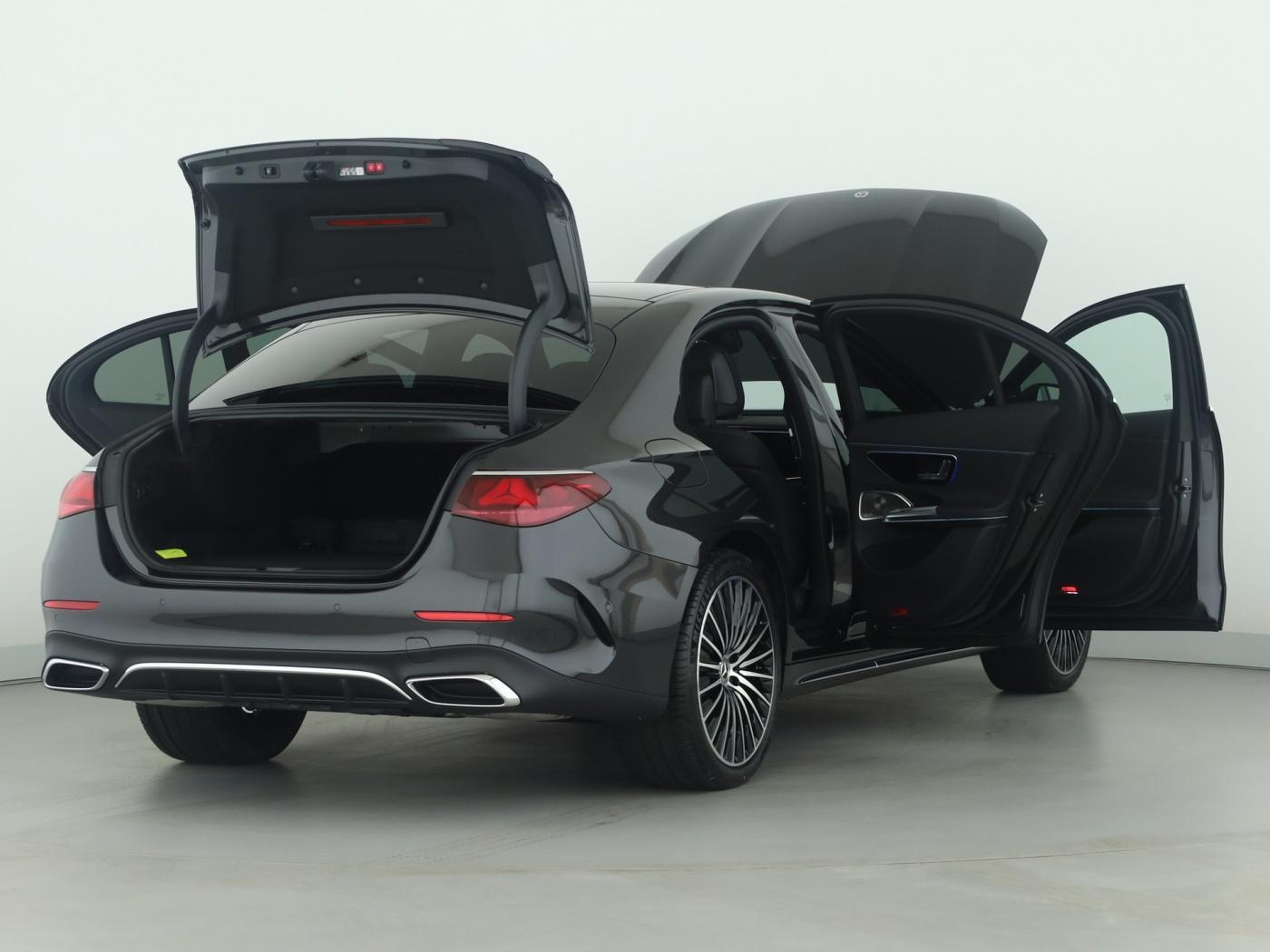 Mercedes-Benz E 400 4MATIC Sedan