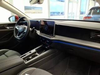 Volkswagen Passat 1.5 eTSI Business Variant