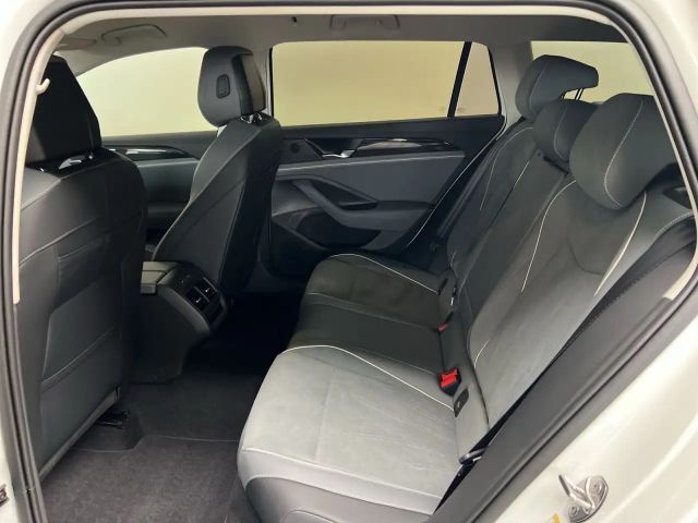 Volkswagen Passat 1.5 TSI Business DSG Variant