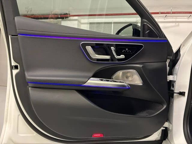 Mercedes-Benz E 300 E 300 de Sedan