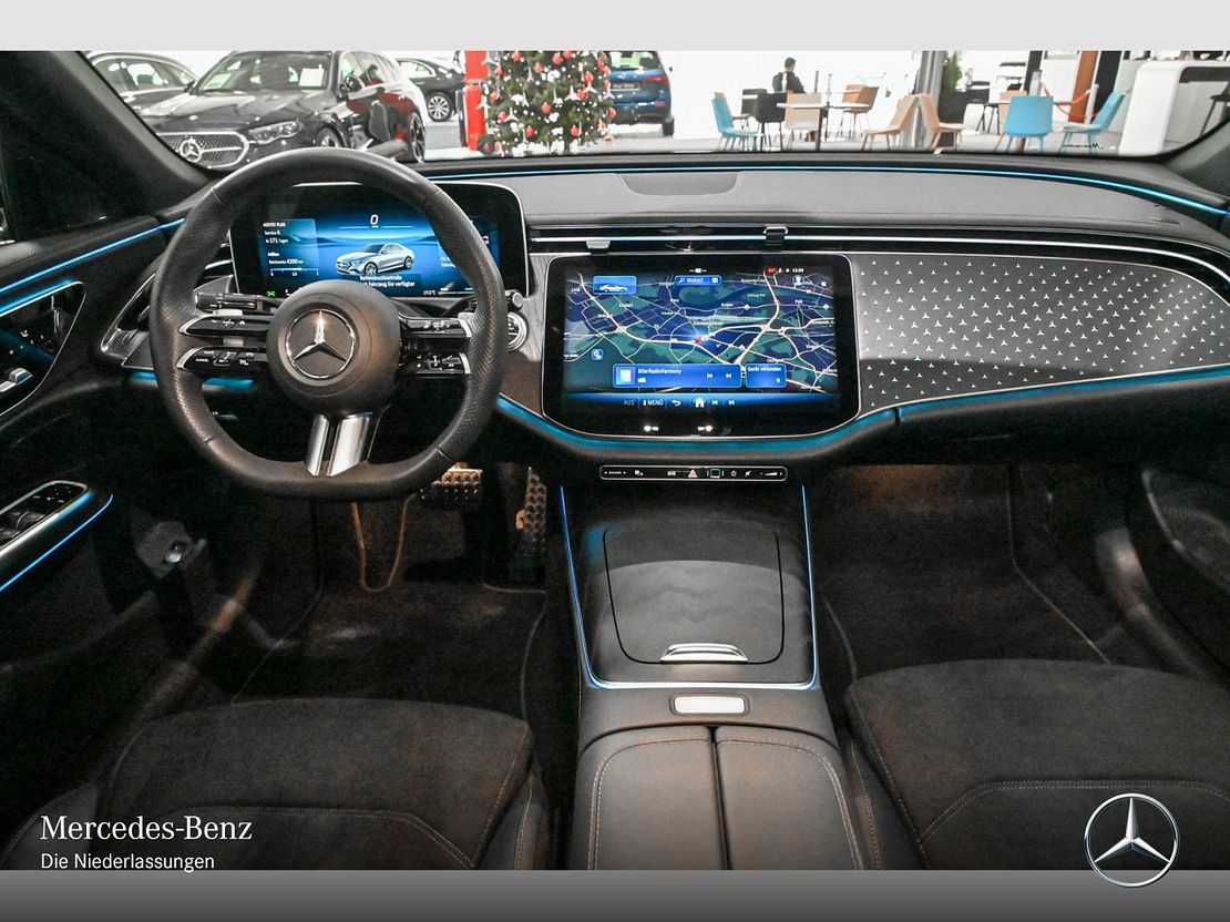 Mercedes-Benz E 220 AMG Line E 220 d Sedan