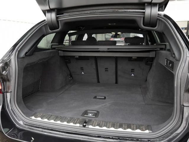 BMW 320 320d M-Sport Touring