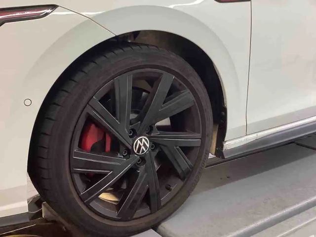 Volkswagen Golf 2.0 TSI DSG GTI