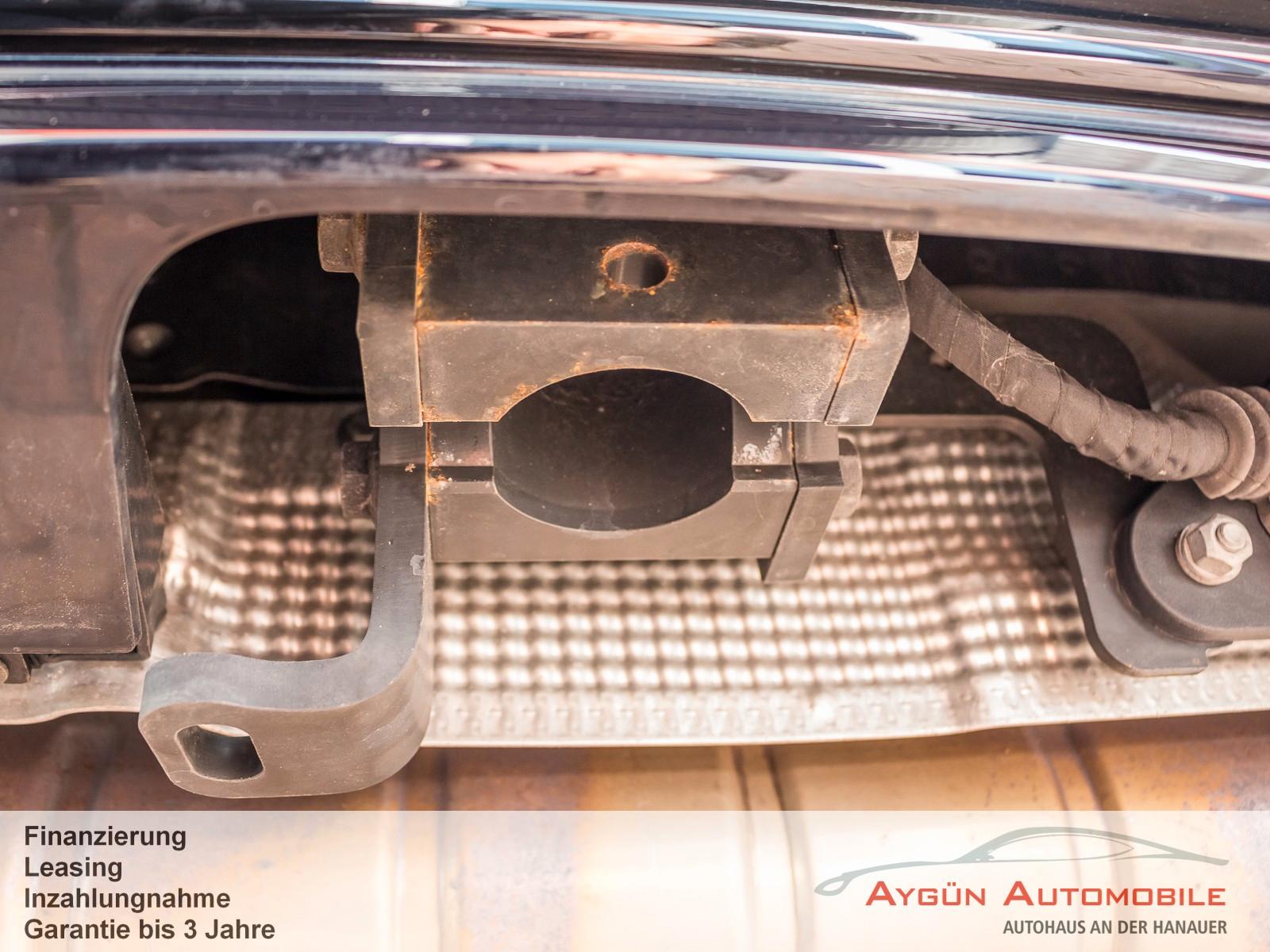 Land Rover Defender 90 Dynamic HSE P400