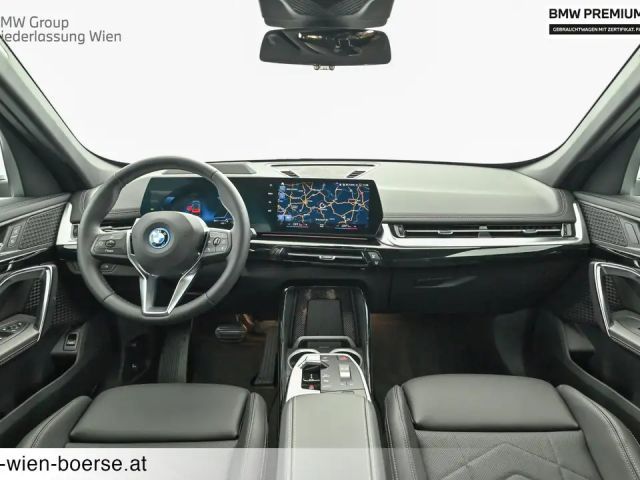 BMW iX1 xDrive30