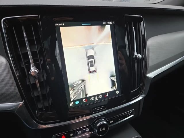 Volvo V90 AWD Dark Plus T6