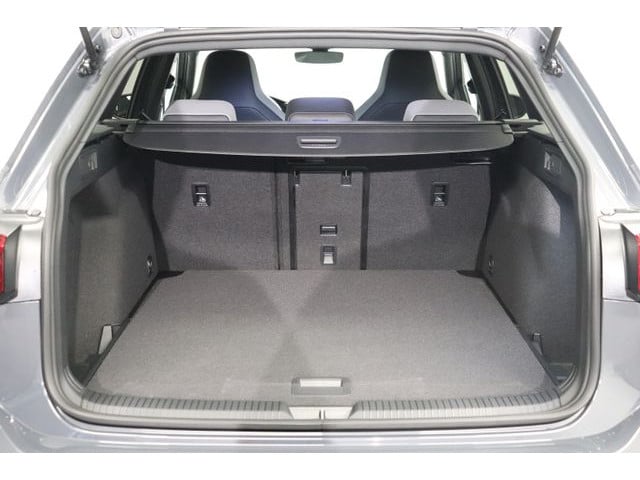 Volkswagen Golf 2.0 TDI R-Line Variant