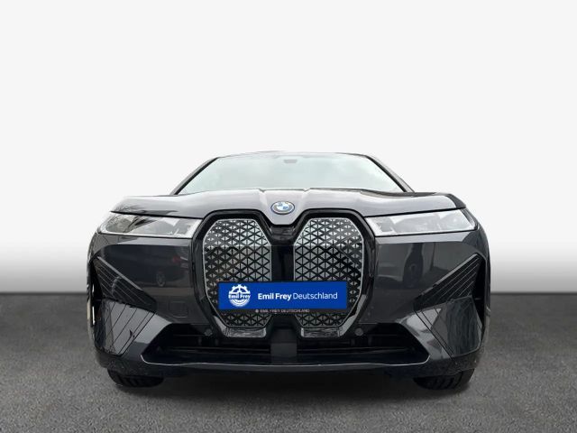 BMW iX xDrive50