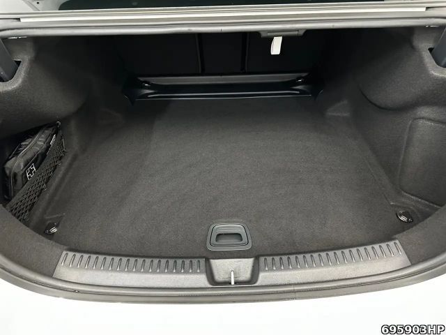 Mercedes-Benz E 220 AVANTGARDE E 220 d Sedan