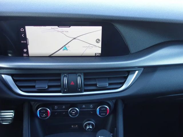 Alfa Romeo Stelvio Q4 Veloce