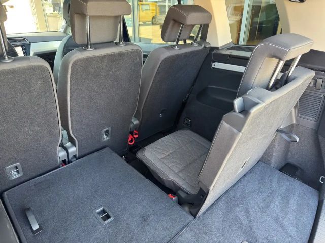 Volkswagen Touran 1.5 TSI Move