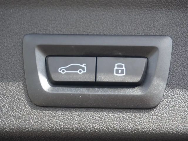 BMW 120 120d M-Sport Sedan