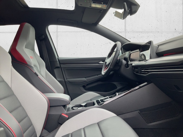 Volkswagen Golf 2.0 TSI Golf VIII