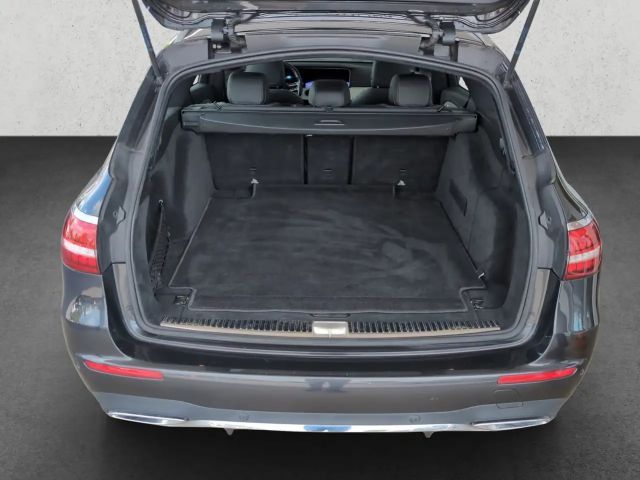 Mercedes-Benz E 400 4MATIC AMG Line E 400 d