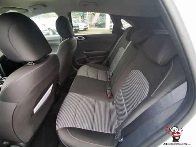 Kia Ceed 1,5T DCT Ultimate +Style+Sound+Navi+17Zoll