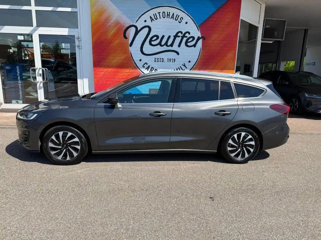 Ford Focus Titanium Wagon