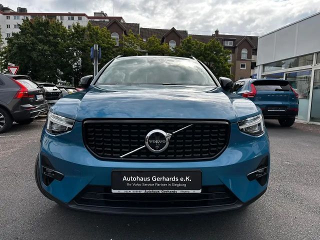 Volvo XC40 Dark Plus