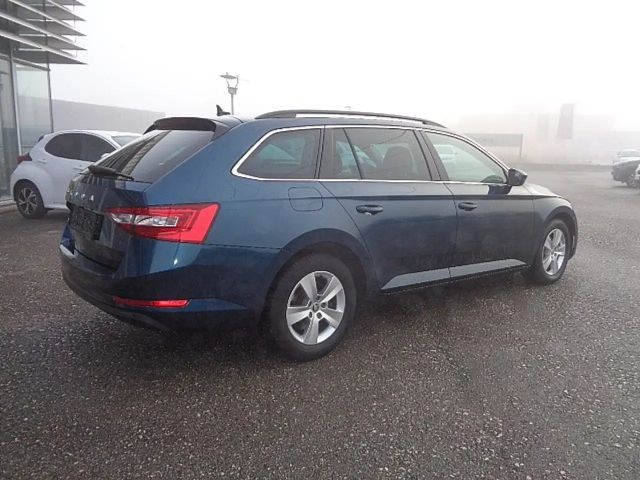 Skoda Superb Kombi 2,0 TDI DSG *LED *Navi *Leder *Top