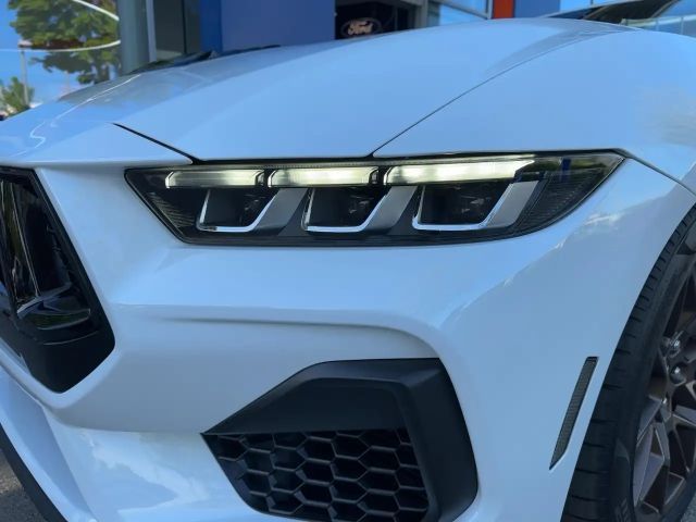 Ford Mustang Convertible GT 5.0 V8