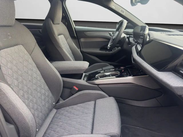 Audi A6 Quattro S-Tronic Sedan