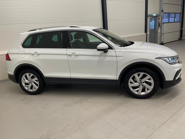 Volkswagen Tiguan Tiguan 1.5 TSI Move ACC+AHK+NAVI+KAMERA+LED