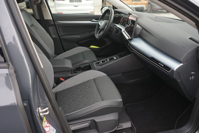 Volkswagen Golf 1.5 eTSI Golf VIII