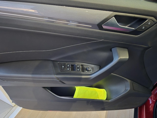 Volkswagen T-Roc IQ.Drive Style