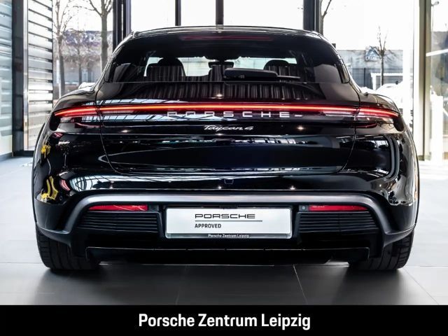 Porsche Taycan 4 Cross Turismo