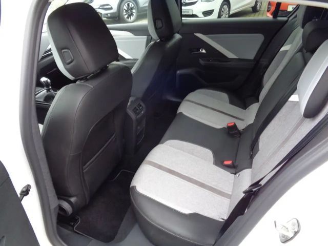 Opel Astra 1.2 Turbo Elegance Turbo