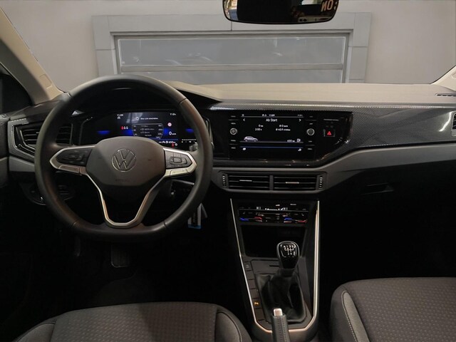 Volkswagen Polo VI 1.0 Kam. Navi Virtual DynLicht LED