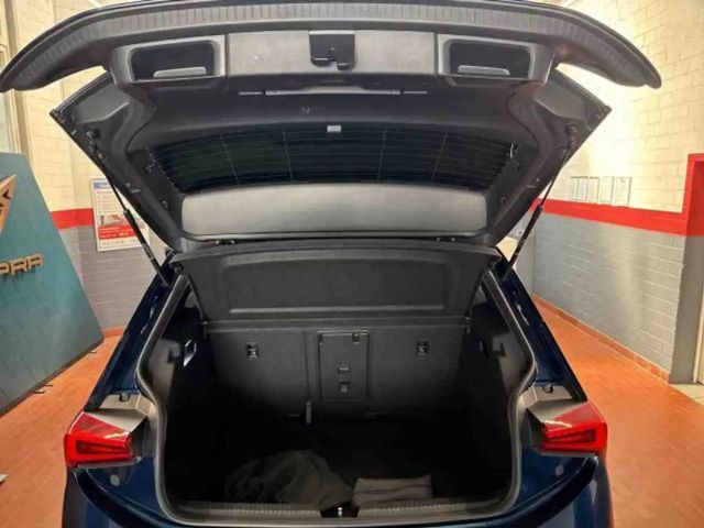 Cupra Born LM19 KAMERA NAVI KEYLESS PRIVACY