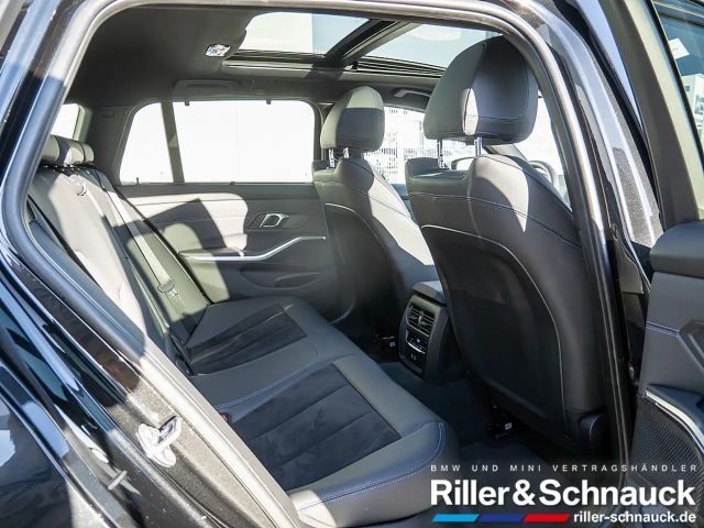 BMW 320 320i M-Sport Touring