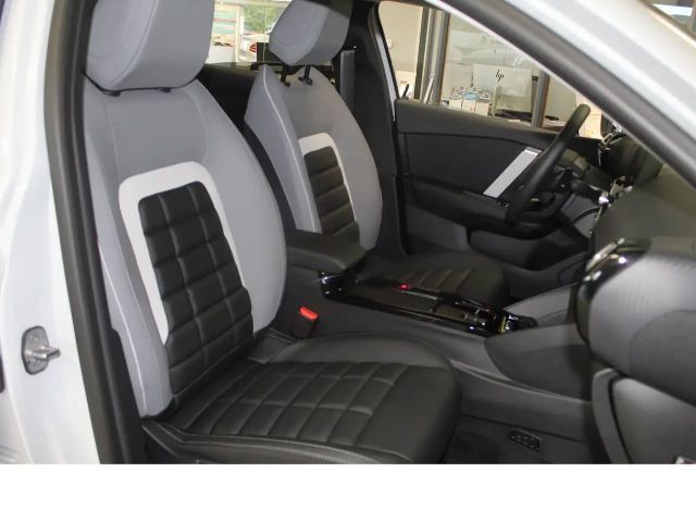 Citroën C4 Hybrid Max