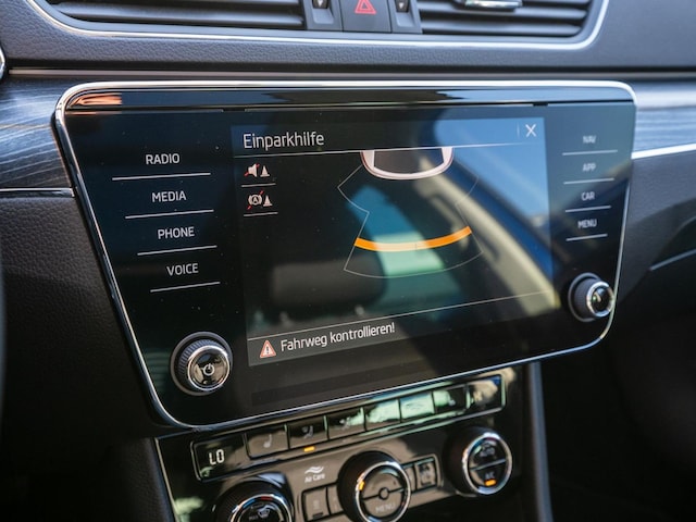 Skoda Superb 2.0 TSI Combi Style Style