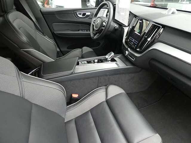 Volvo XC60 AWD Dark Ultimate